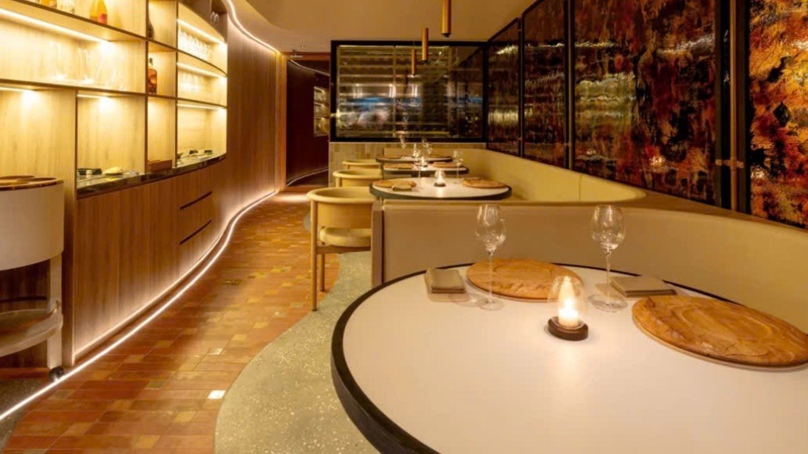Upstairs Tasting Room  · 호치민 사진