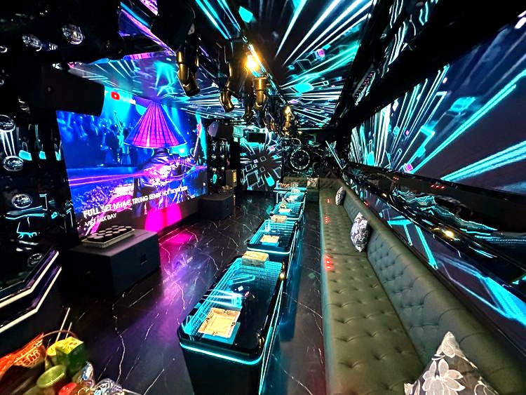 Dragon Place KTV  · 호치민 KTV 갤러리 사진 2