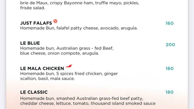Banana Mama Rooftop Bar & Kitchen Saigon · 胡志明市 · 酒廊 14