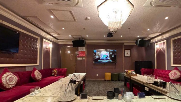 BOSS 레스토랑 & KTV · 호치민 · KTV 2