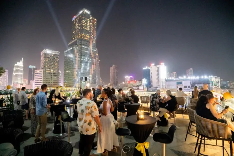 Ozone Sky Lounge & Restaurant Saigon · 호치민 라운지 갤러리 사진 1
