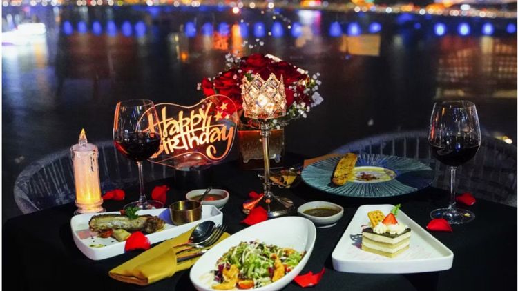 NYX Sky Lounge & Mixology · 다낭 · 라운지 8