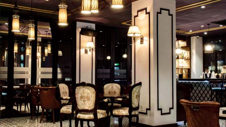M Bar - Hotel Majestic Saigon · 호치민 · 라운지 2