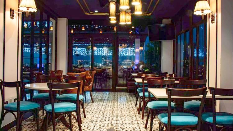M Bar - Hotel Majestic Saigon · 호치민 · 라운지 6