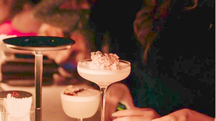 Chill Skybar & Dining · TP. Hồ Chí Minh · Lounge 12