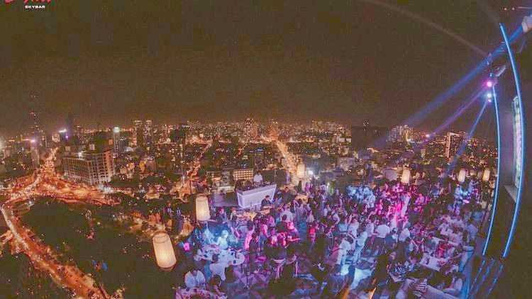 Chill Skybar & Dining · TP. Hồ Chí Minh · Lounge 11
