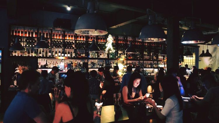 Layla - Eatery & Bar · 호치민 · 라운지 3