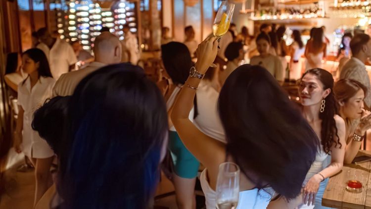 CLAY - Cocktails & Cuisine · 胡志明市 · 餐饮 6
