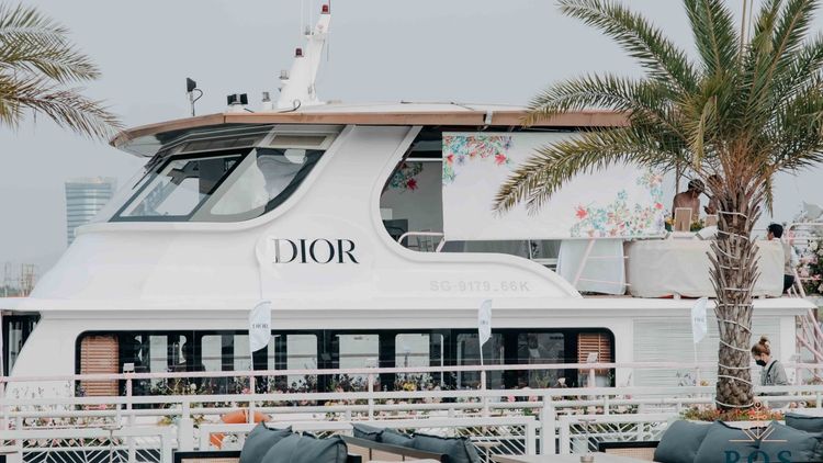 ROS Yacht Club · ホーチミン · ダイニング 1