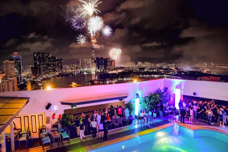 Liquid Sky Bar · 호치민 라운지 갤러리 사진 2