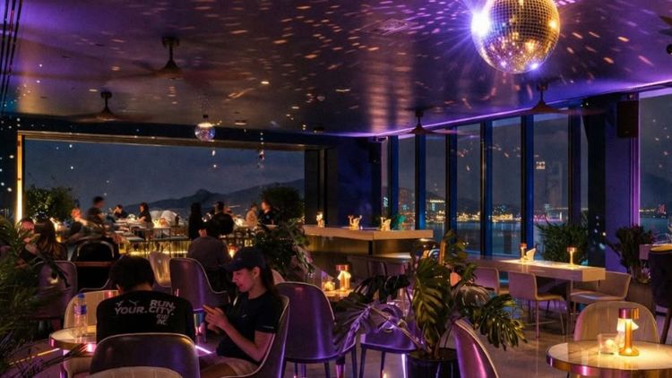 Altitude Rooftop Bar · 나트랑 · 라운지 4