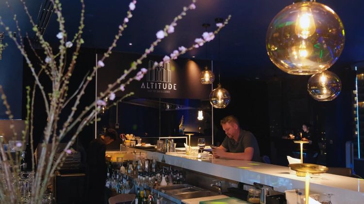 Altitude Rooftop Bar · 나트랑 · 라운지 7