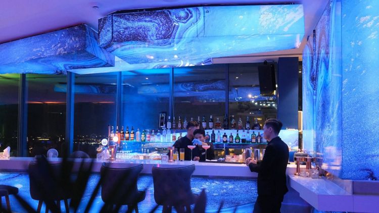 Altitude Rooftop Bar · 나트랑 · 라운지 11