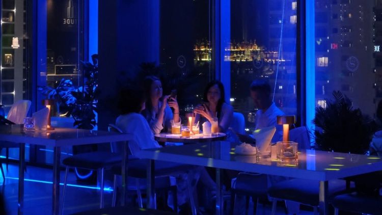 Altitude Rooftop Bar · 나트랑 · 라운지 8