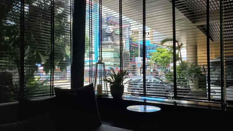Whisper Bar & Lounge · 호치민 라운지 갤러리 사진 4