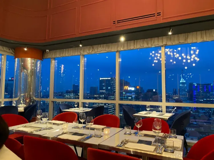 Shri Restaurant & Lounge · 호치민 라운지 갤러리 사진 6