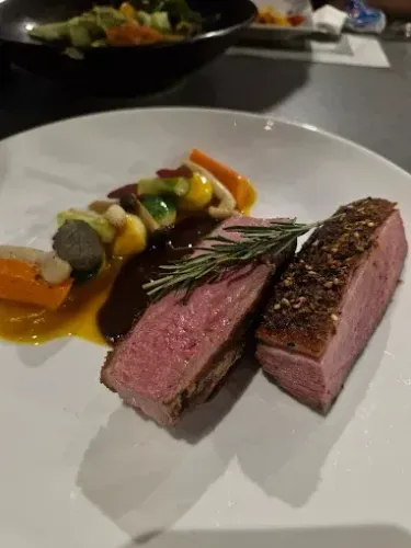 Chanh Bistro Rooftop Saigon · 호치민 다이닝 갤러리 사진 1